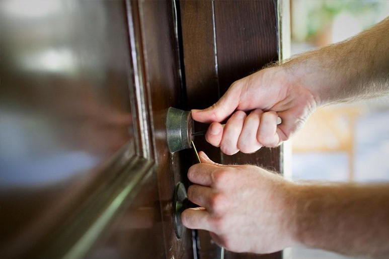 ouverture de porte